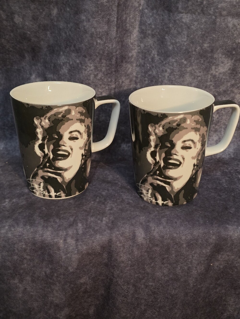 Set Of 2 Marilyn Monroe Mugs